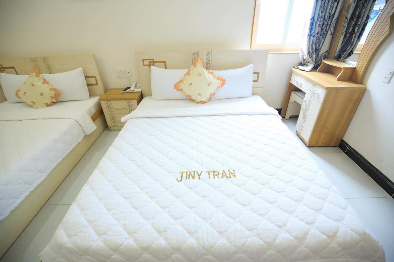 Jiny Tran Hotel Duong Dong  Eksteriør bilde